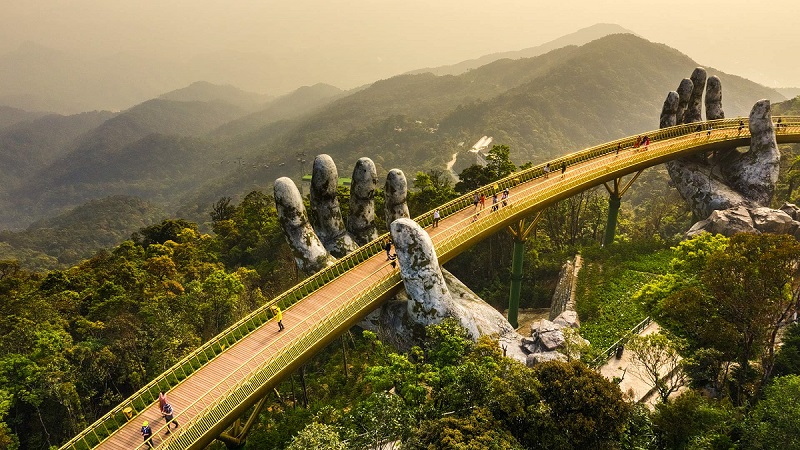 Golden bridge Danang