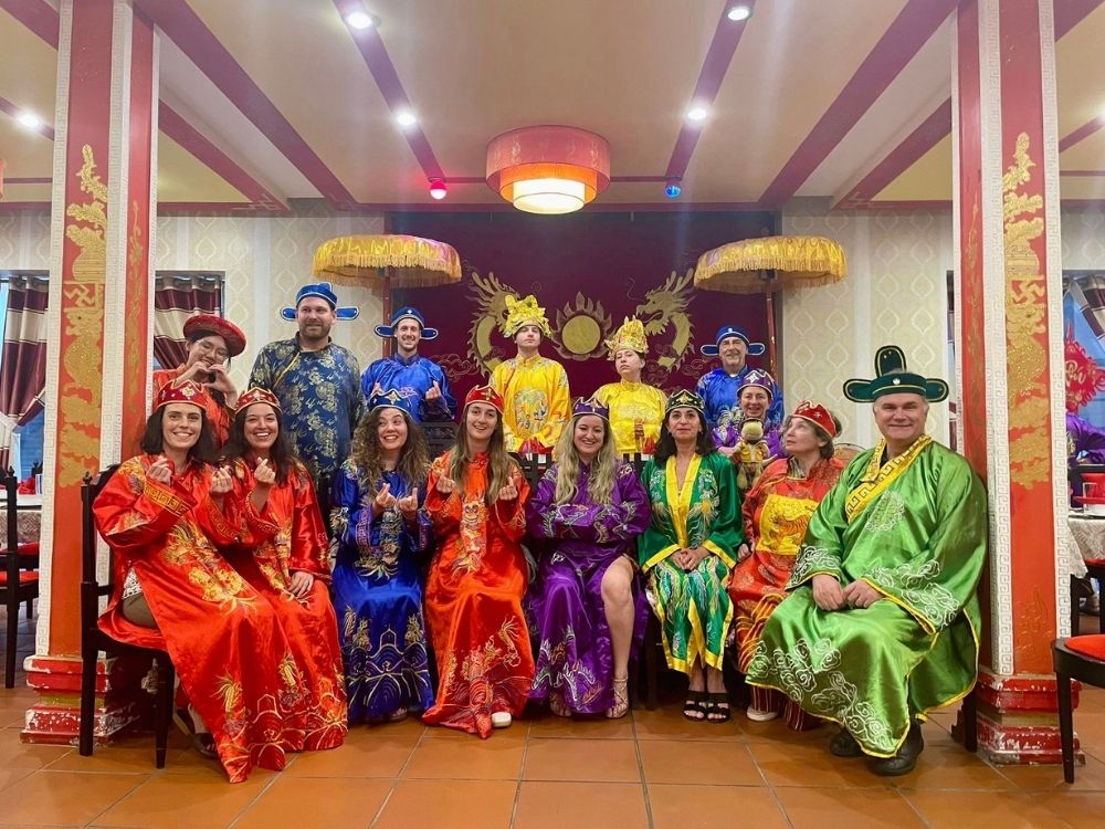 Cena Reale – Viaggi Incentive In Vietnam