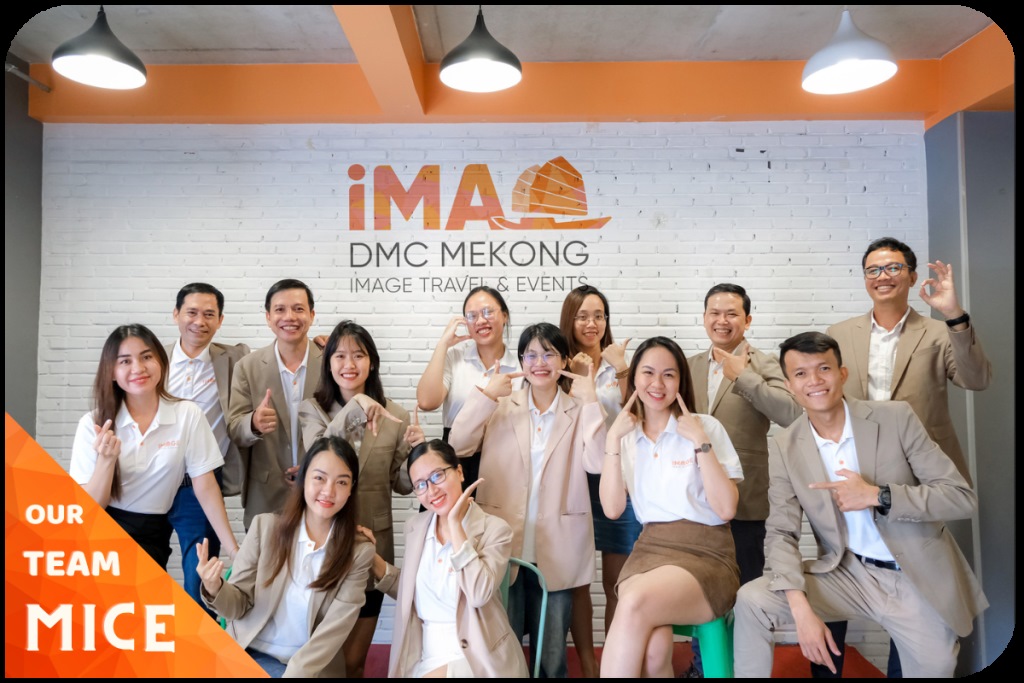 Team di viaggio MICE (DMC in Vietnam)